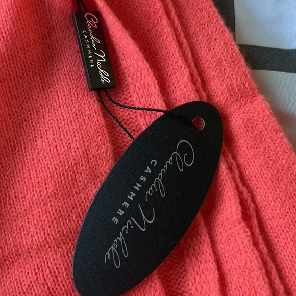 100% Cashmere Poncho/Scarf/Wrap by Claudia Nichols - Picture 8 of 8